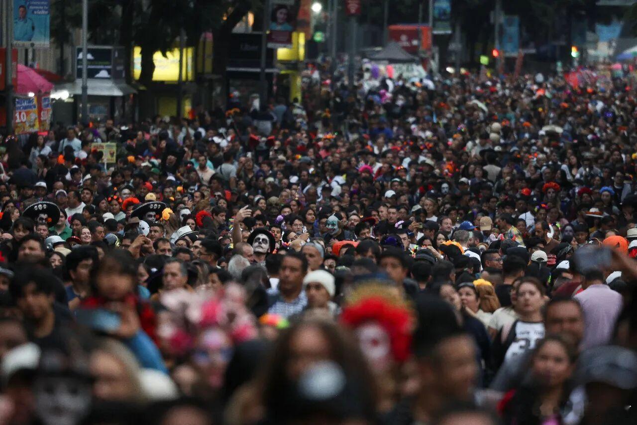 为中美对决下半场铺路！特朗普赌上全部身家，掀起一场全面战争墨西哥毒枭埃尔门乔被击