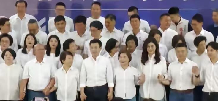 台中市长卢秀燕4月3日在台中誓师大会上表示，今天的大会她负责召集，但她不是主角，