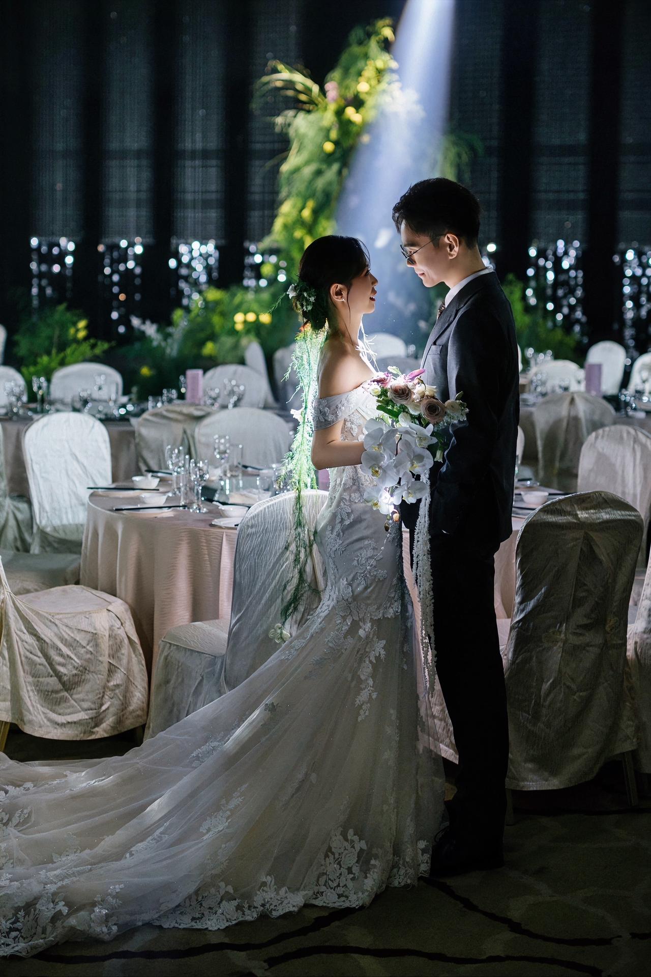 背叛的男人离婚会娶三姐吗？会。有两种情况下，他们真的会娶三姐。第一种，对方