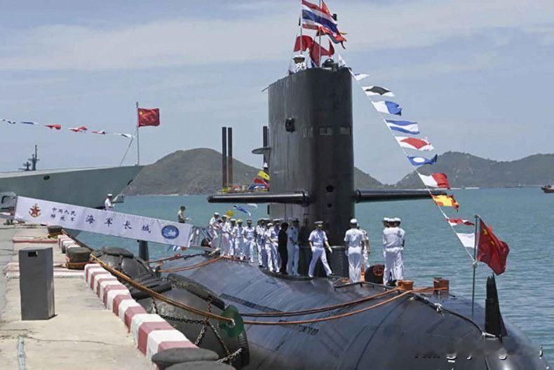 🇹🇭🇨🇳泰国皇家海军与中国船舶海洋工程公司（CSOC）签署了更新后的潜