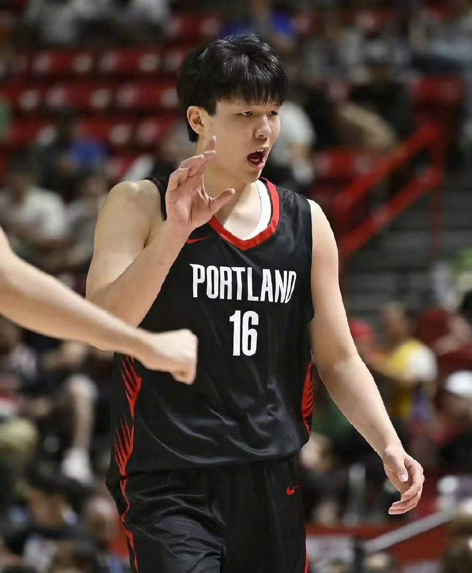 不吹不黑，今日杨瀚森和冈萨雷斯数据对比！！冈萨雷斯：19岁，2025年首轮2