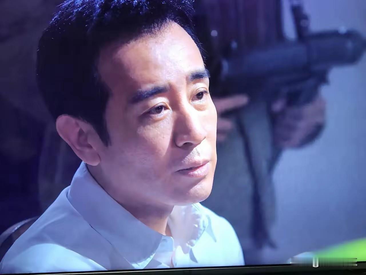 《沉默的荣耀》边拍边改的创作模式可谓是影视创作领域的一次大胆尝试与创新，值得我们
