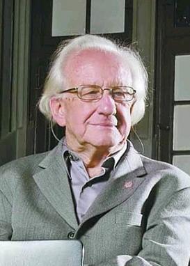 40年前，他预言苏联十年后必亡，20年后他再次预言，美国必然会在2025年走向崩