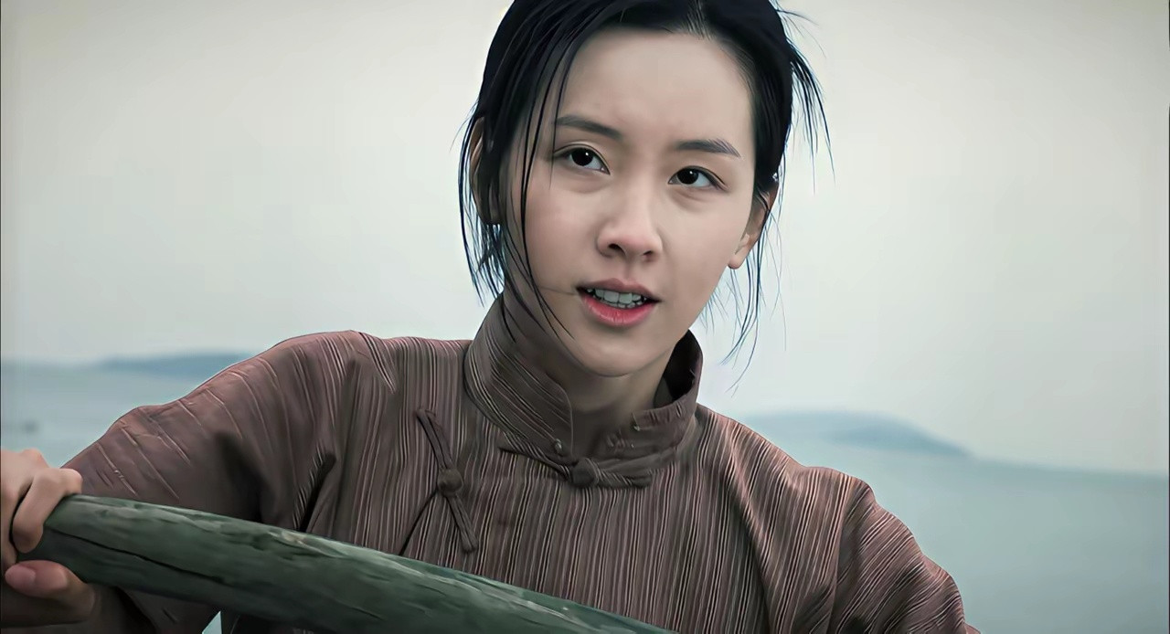 陈都灵的眼睛亮的如星火，塑造力强得可怕。