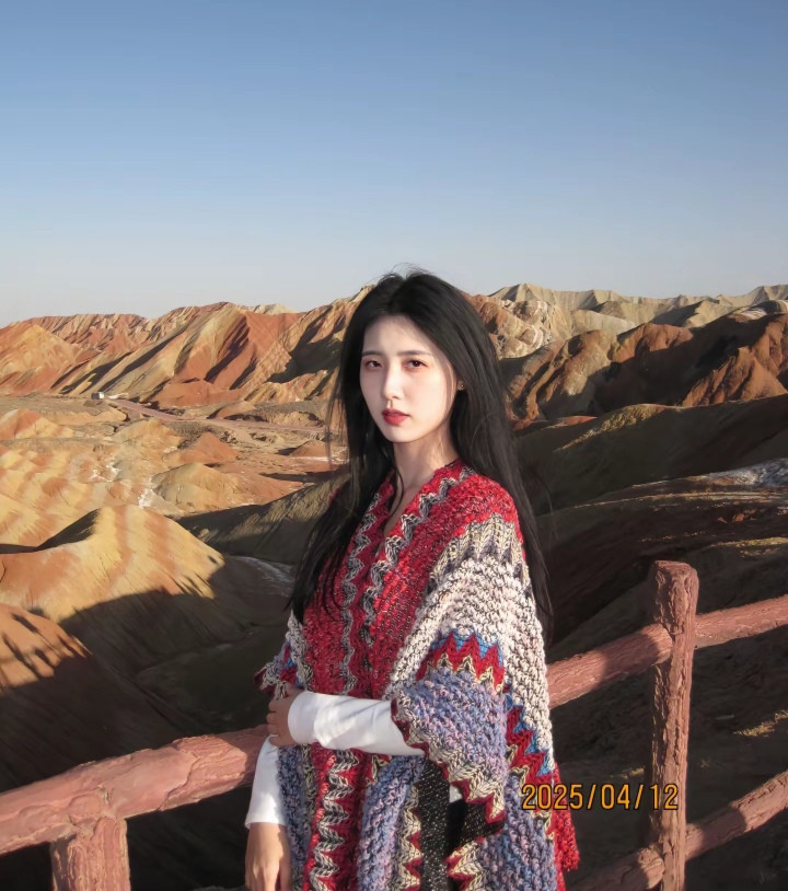 没水的地方叫沙漠，没姐的地方叫寂寞
