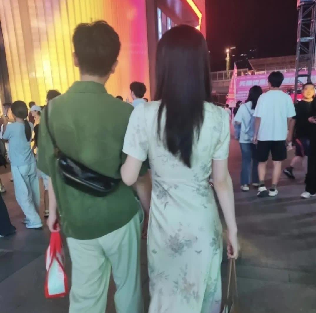 同事儿子帅气又高大家里又多金可他今年35，谈了好几茬恋爱就是不结婚