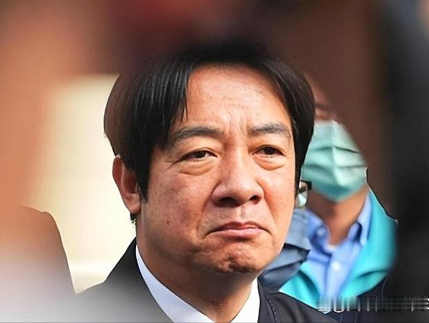 特朗普说赖清德“是个傻子，毫无远见，毫无战略。”赖清德会“弃傻归智”改換战略吗