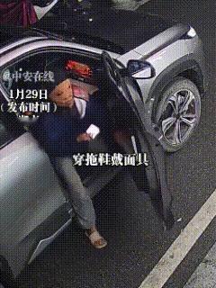 湖南无人便利店这3名窃贼，落网是迟早的事：1、窃贼虽然戴了面罩，但监控下，开