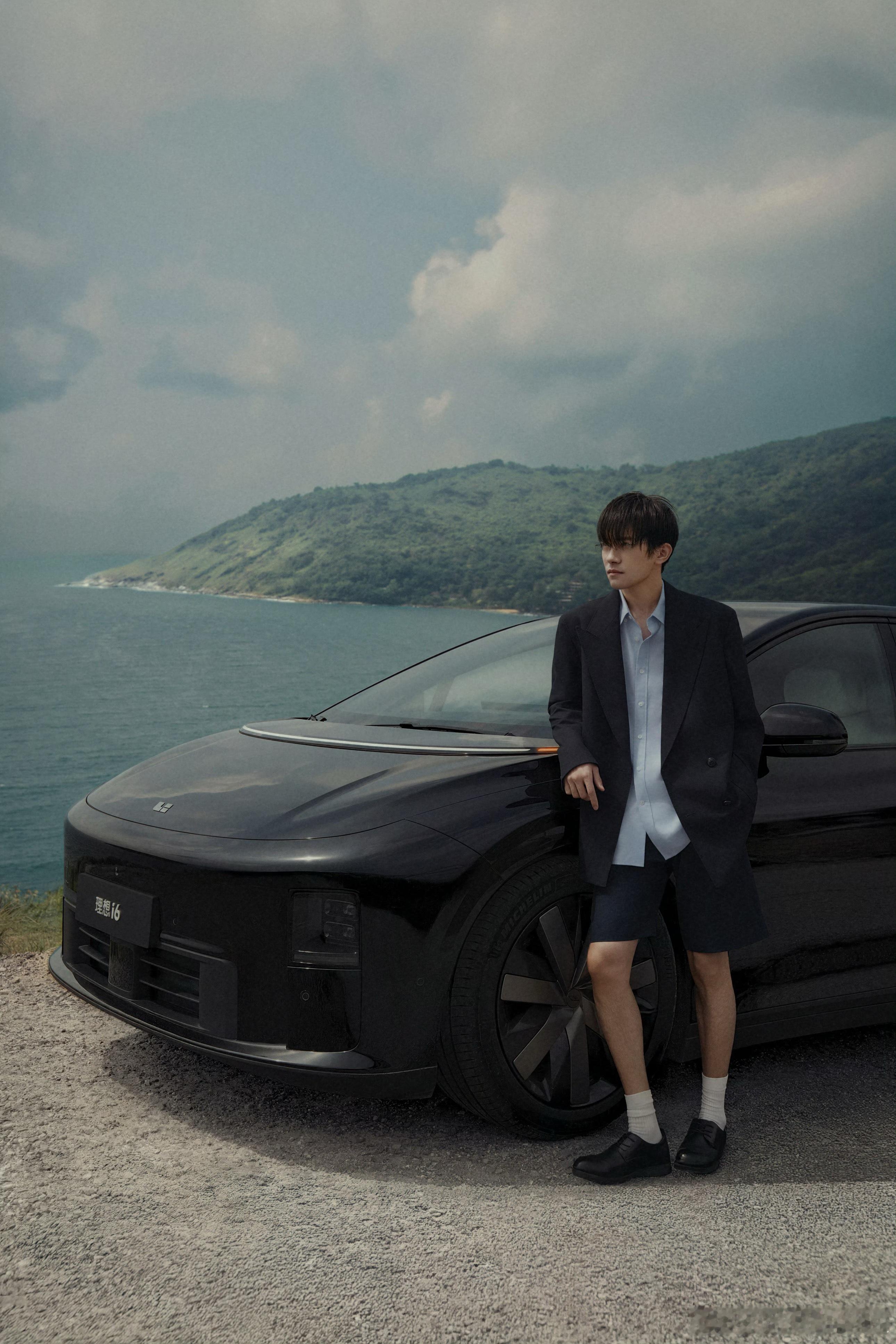 理想汽车Q3财报理想Q3财报公布，第三季度营收274亿元人民币，比去年同期下降了