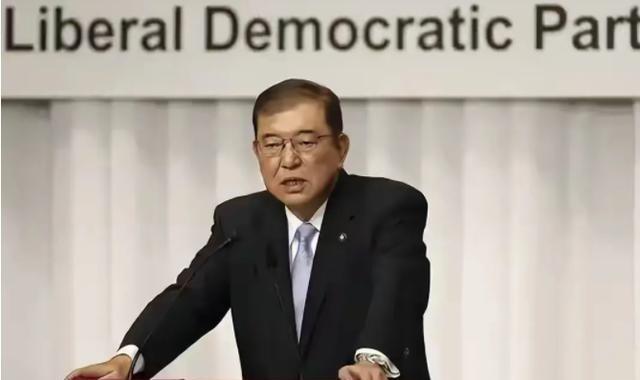 日本人为了“长个子”折腾了半个多世纪，曾靠一杯牛奶、一片牛排把全国身高拔高了十几