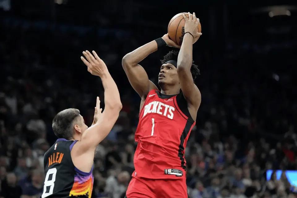 火箭，你太糊涂了，虽然是赢了太阳，但是，你又不配合联盟，马上要到季后赛了，你绝对