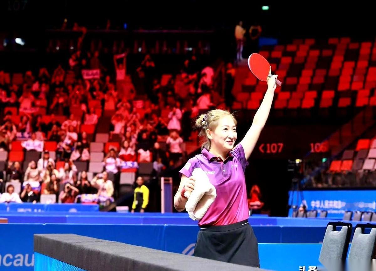 刷到这条消息，愣了三秒。以后，真的要叫一声“刘指导”了。那张薄薄的纸，在我眼