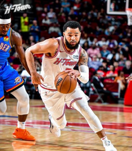 如果下赛季火箭队想要竞争总冠军，他们该怎么做呢？NBA专家斯波拉尼发文指出，火箭