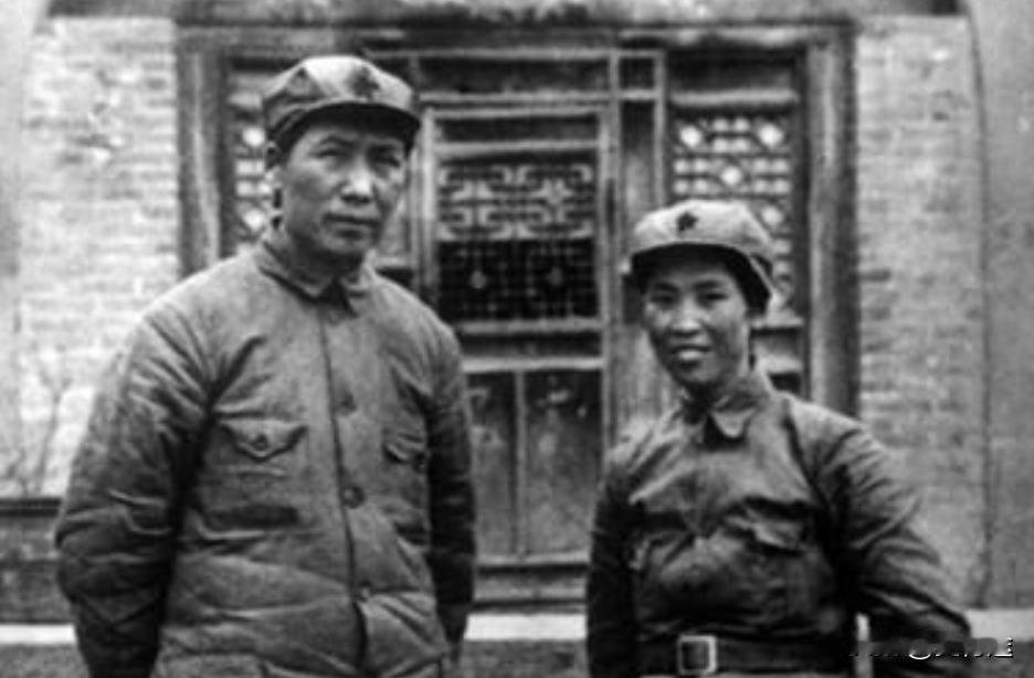 红军长征时有规定，夫妇不能在一起。例如毛主席跟贺子珍。这个规定执行得很严格。中