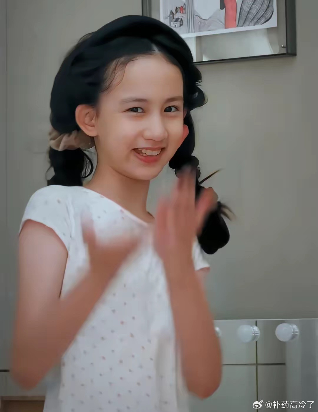 黄磊孙莉的二女儿好漂亮呀，基因太好了