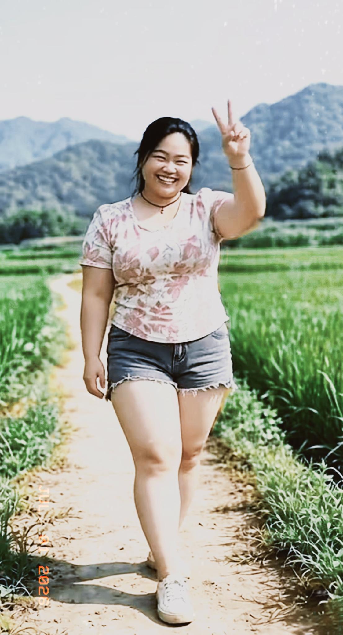 新时代种地真不一样，轻松又自在现在的农村种地早就不是面朝黄土背朝天的苦日子