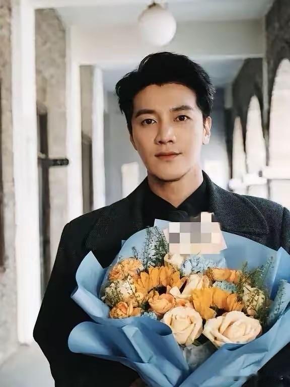33岁金泽心源性猝死，他长得很帅面相也很好，他才刚当爸爸不久，这么年轻就走了太可