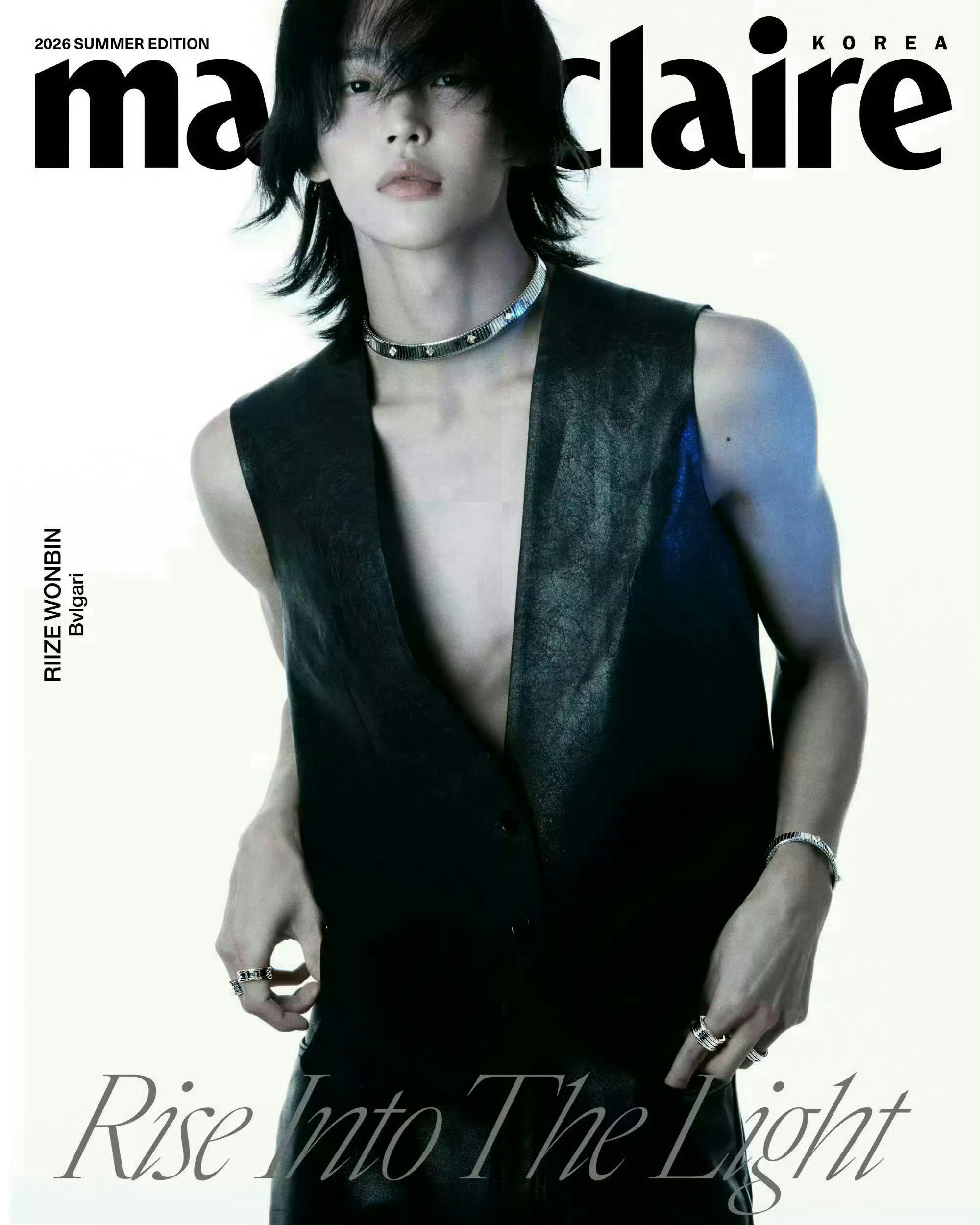 朴元彬登上MarieClaireKorea夏季特刊BVLGARI珠宝