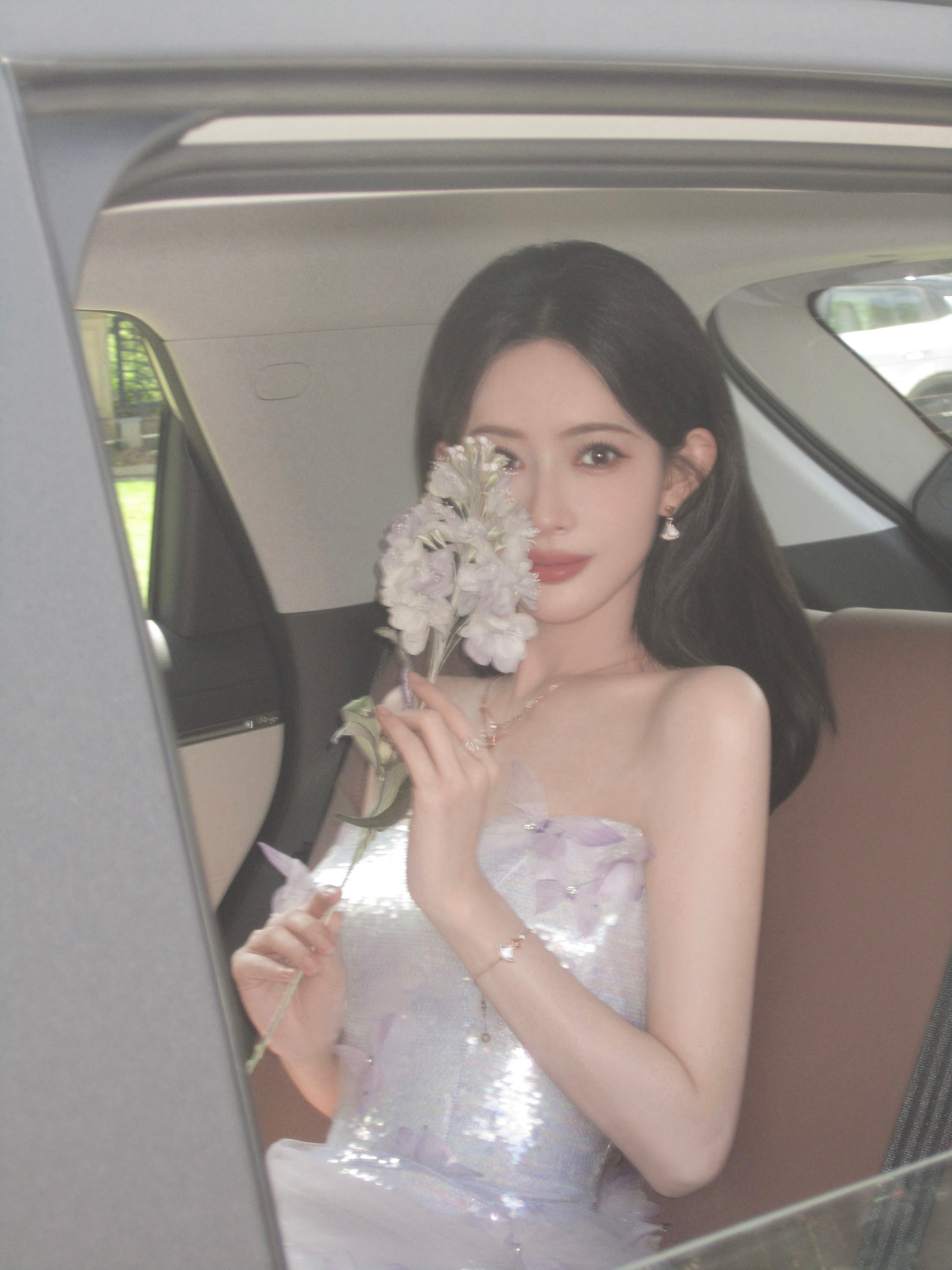 孟子义听到市花开心藏不住了在复制粘贴的时代，你是手写的诗