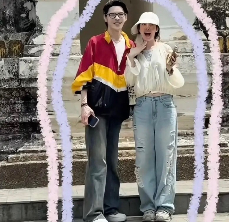 向佐为岳父庆70岁大寿，带郭爸旅行陪他喝酒，被夸变得儒雅有内涵