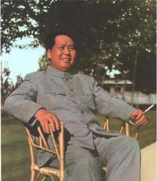 叶剑英说：“毛、刘、周、朱、陈、林、邓，除了毛主席的后六位，还有各位老帅等其他人