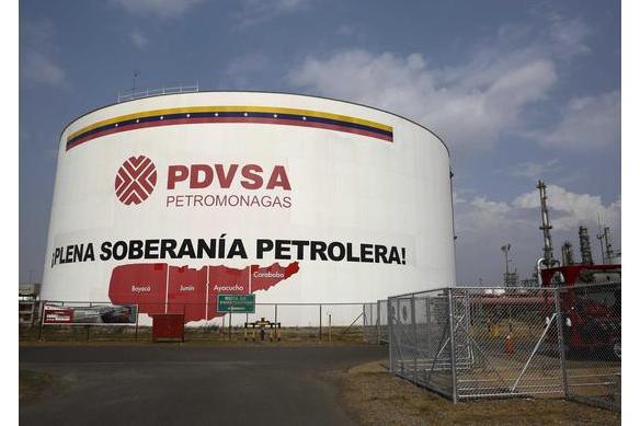 中国拒绝美国要求，继续买委内瑞拉石油。美军突袭，抢走中国石油。中华人民共和国可以