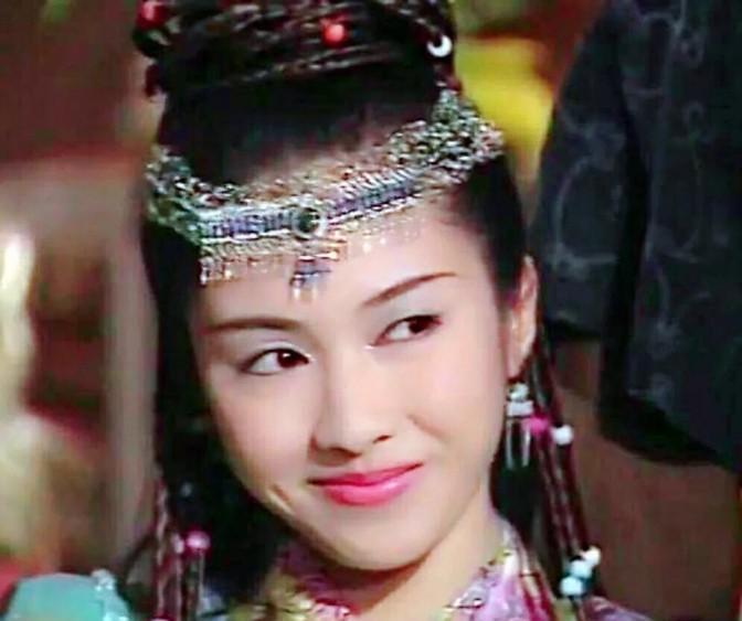 朱元璋的二儿子朱樉，为了讨得宠妃邓氏的欢心，开始四处搜刮金银珠宝和民脂民膏，甚至