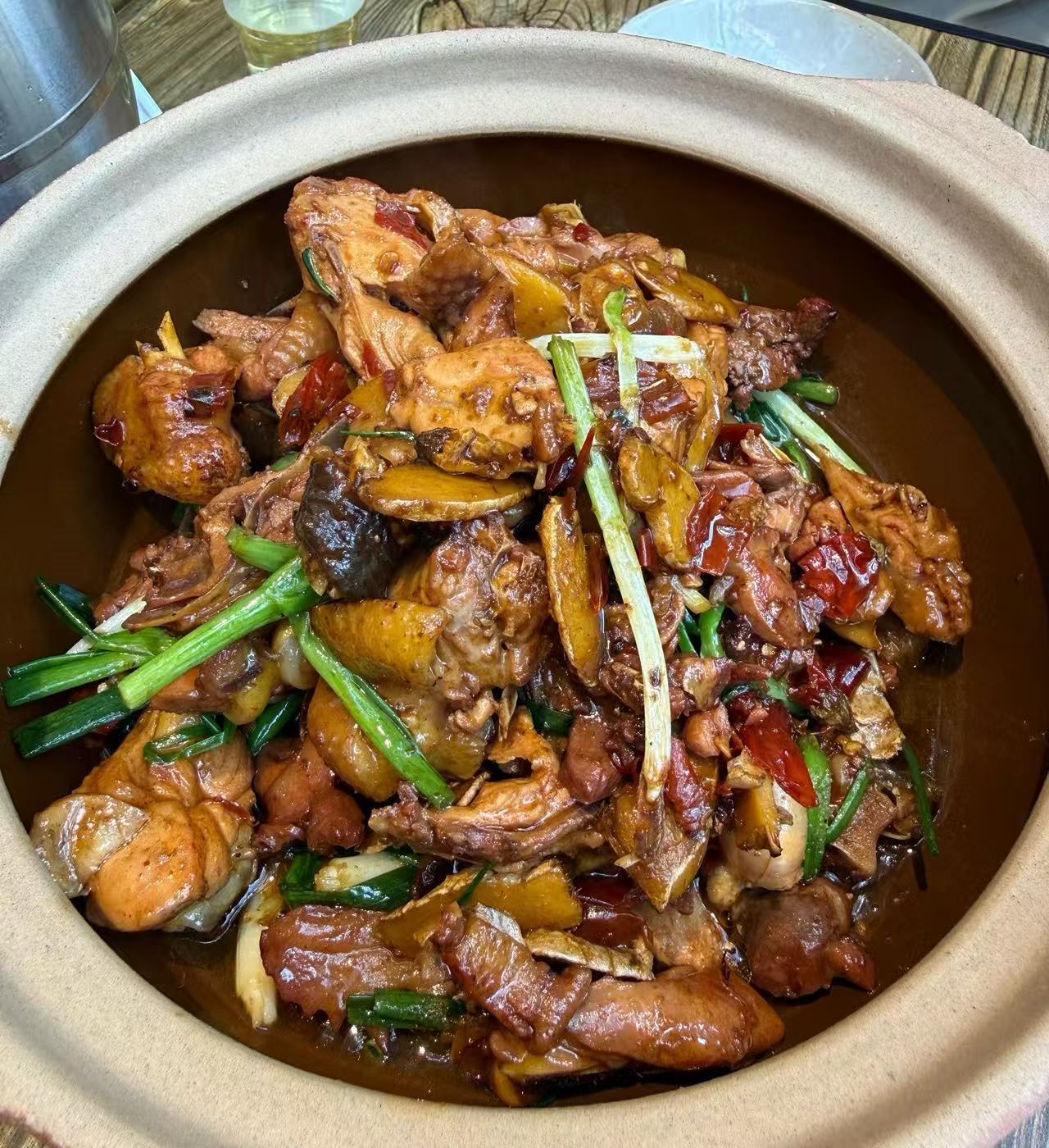 长沙河西村委，吃鸡这家店下饭又美味！