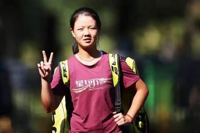 WTA125京山站🇨🇳资格赛决胜轮黄裕迦🇨🇳6-4/7-5战胜努格罗