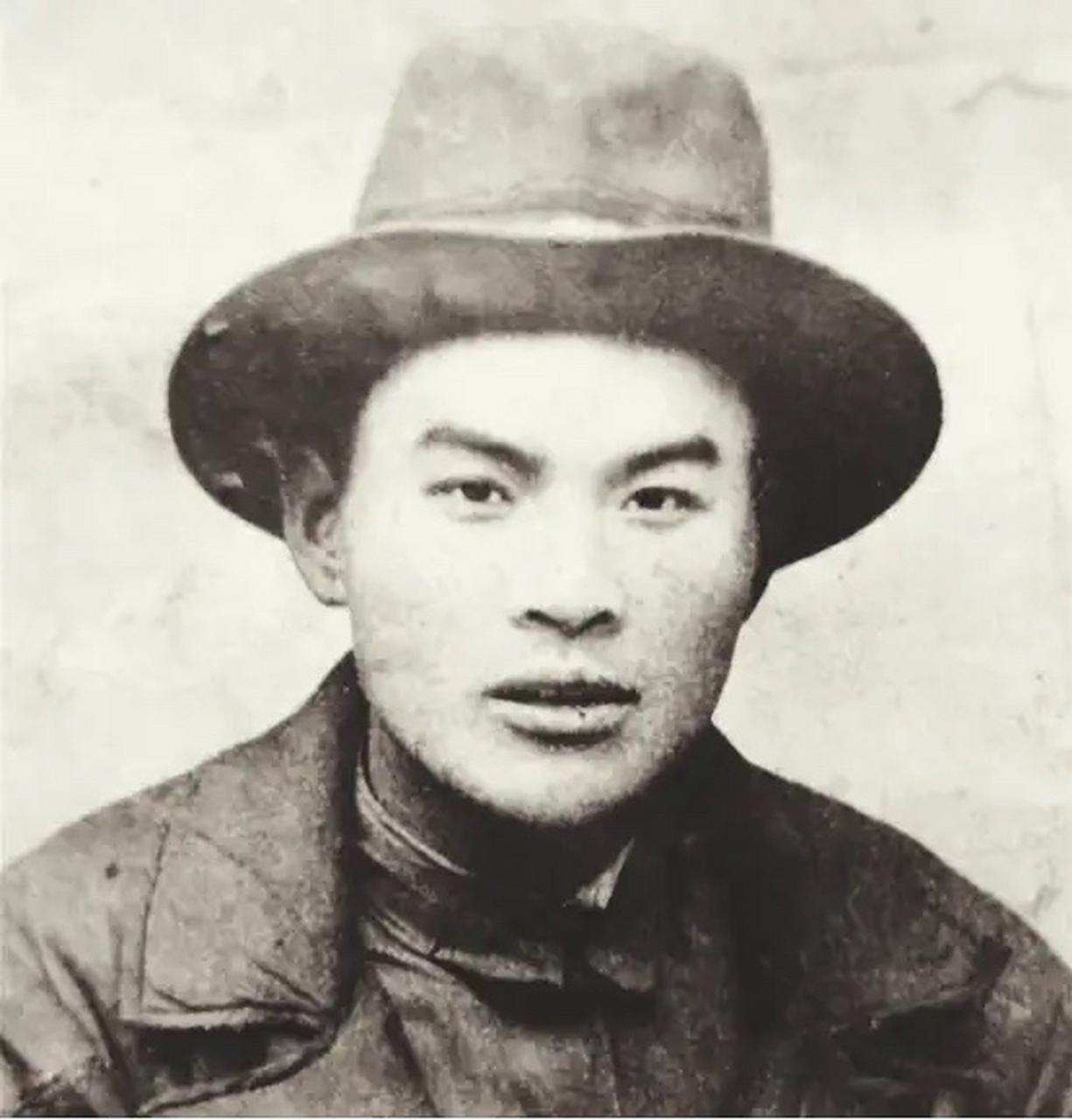 1940年，崔景岳被捕，密信也落到敌人手中，但密信是一张白纸，什么都没有，崔景岳