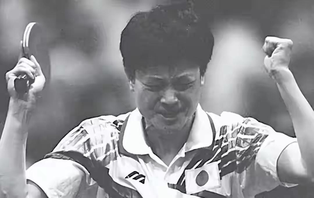 何智丽加入日本籍改名小山智丽，曾击败邓亚萍后嘴里吐出"吆西"的那个乒乓球运动员？