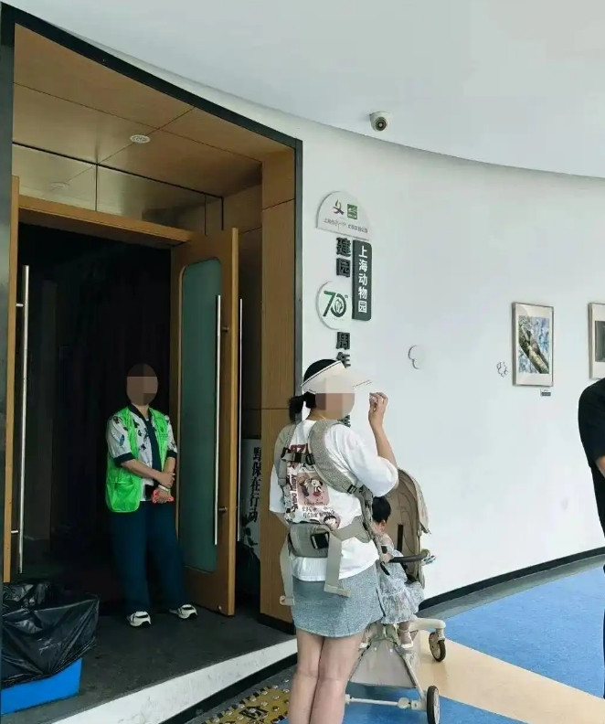 上海动物园“喂奶风波”：婴儿喂奶被赶，规定太不合理？