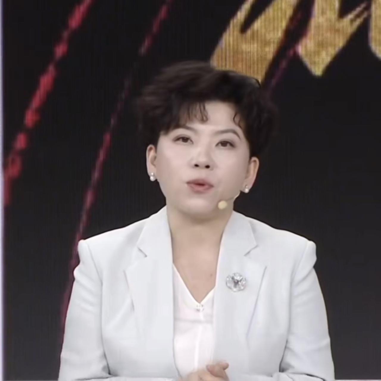 邓亚萍认为：蒯曼改善2个弱点，2026有望崛起！邓亚萍在解说时认为，蒯曼的自我