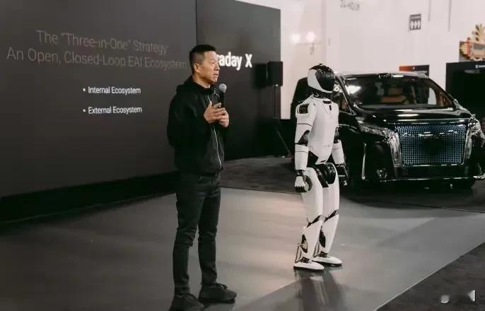 贾跃亭开始售卖机器人，就是造出车头保险杠上按大彩电的那个乐视的老板！2月5日，原