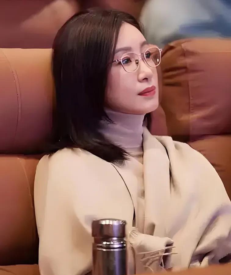 秦海璐啊，你可悠着点演吧，每次一看到你这张脸我能想到的词儿就只有“精明”二字