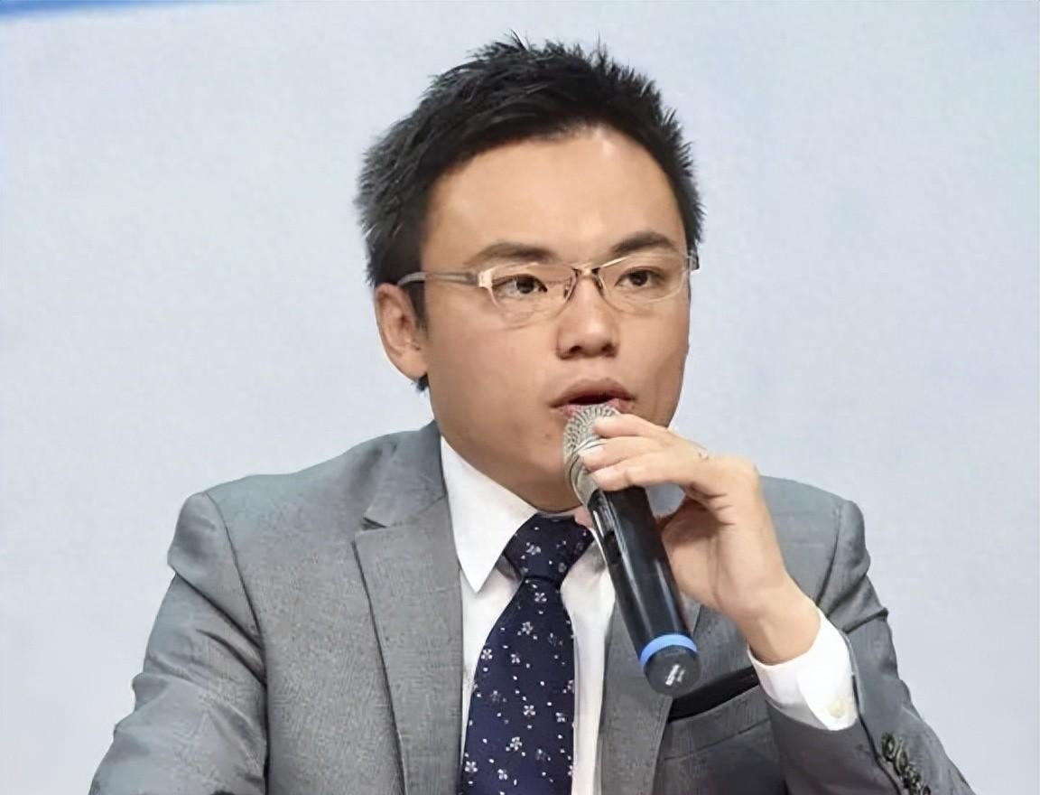 针对国民党部不挺“鞭刑‘公投’”，国民党“立委”洪孟楷响应，一直希望台湾社会，针