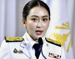 佩通坦会恢复总理职位吗？佩通坦因为“电话门”暂停了总理职位，但佩通坦很聪明，暂