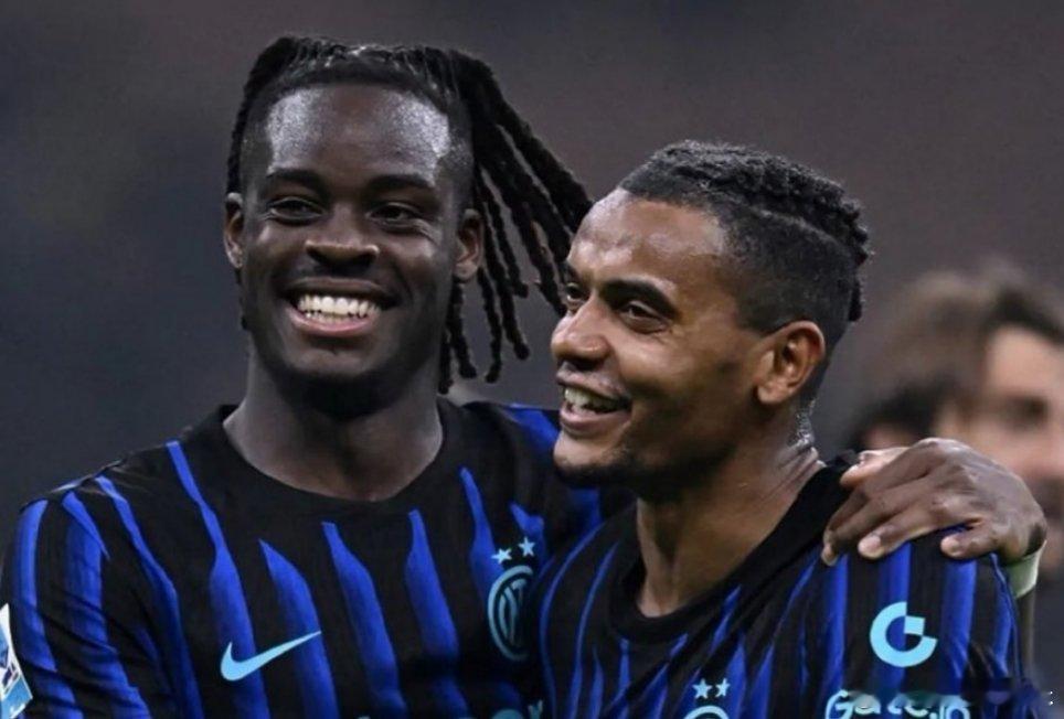 罗马诺：国际米兰对踢中后卫的比塞克的表现感到满意，同时希望回购阿坎吉，还计划引进