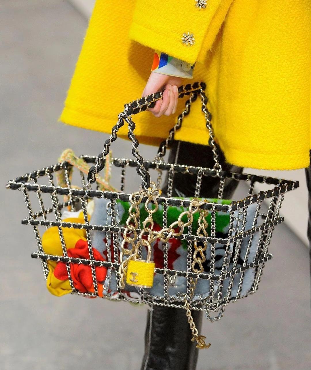 现在的人都怎么了?真是万万没有想到一个看着10块8块的金属购物篮香奈儿版居