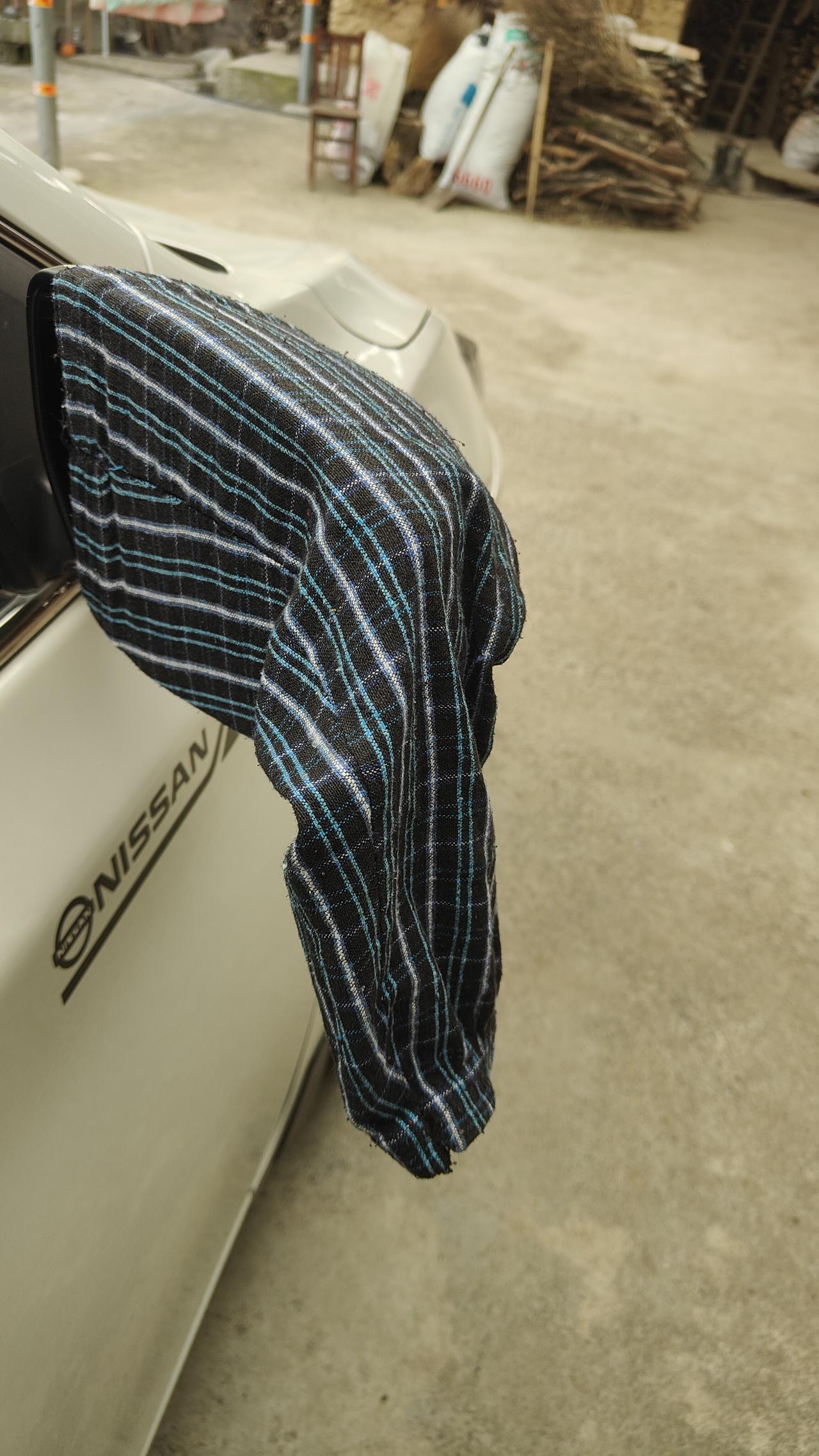 天气太冷了我的豪车别冻感冒了