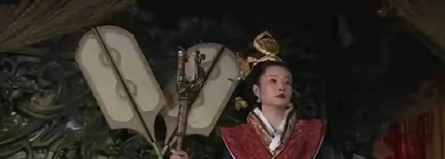 公元311年，刘曜拎着滴血的大刀闯进皇宫，大喝一声，羊皇后在哪儿？”羊皇后胆战心