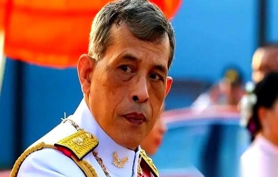 我跟你说，这事儿魔幻到什么程度？泰国的F-16战斗机，直接飞到柬埔寨，把电诈园