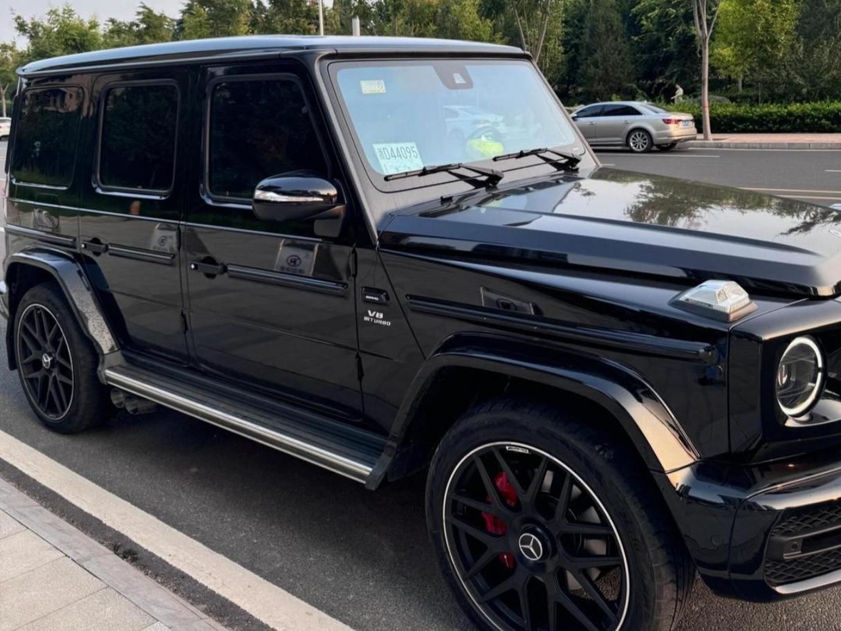 表妹说她不相信有女人能做到既羞羞答答又勾勾搭搭我拿出一个女大学生给我男朋友发的