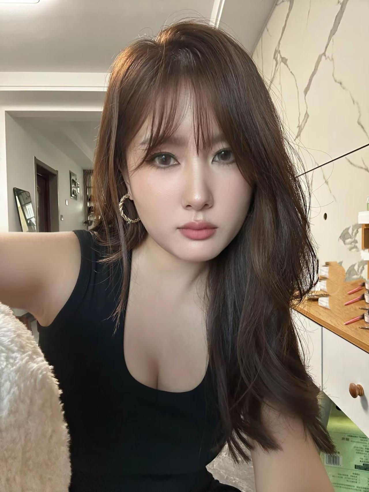 你看着我眼睛记住我声音.爱我的话给我回答