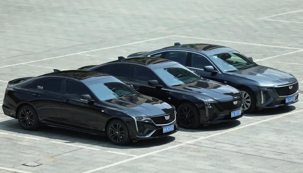 凯迪拉克CT家族大合影，CT4、CT5、CT6，不得不说，确实好看啊