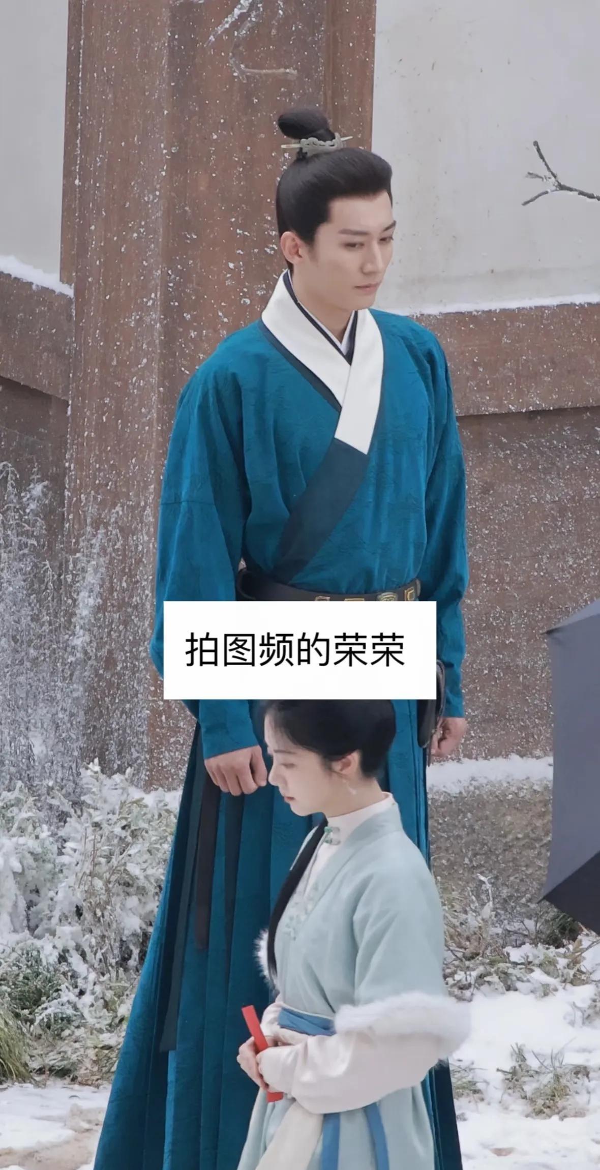 男女主第一个同框竟然是这样的，还不认识吗？兰香走路经过林大爷身旁，两人都面无表情