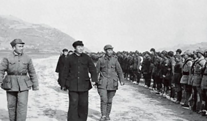 在57位开国上将中，有16人被誉为军事家，可真正获得政治家头衔的仅有一位198