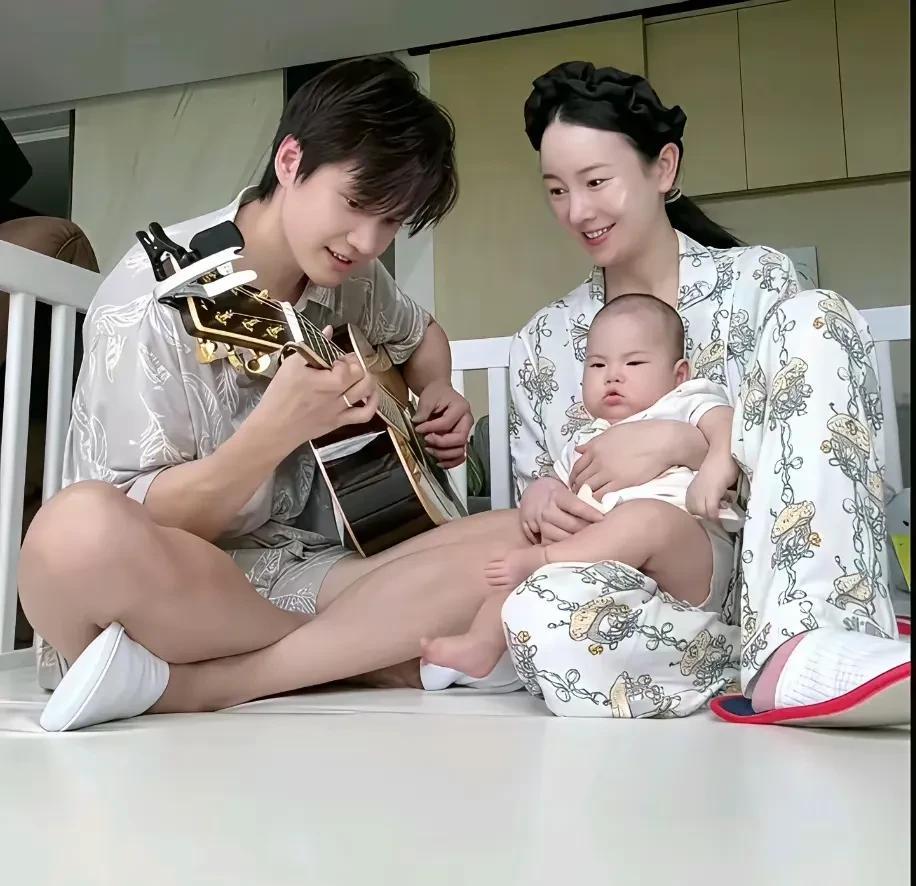 张檬小五夫妇真是找到了自己的职业赛道，那就是亲自，备孕，到怀孕，再到如今育儿，真