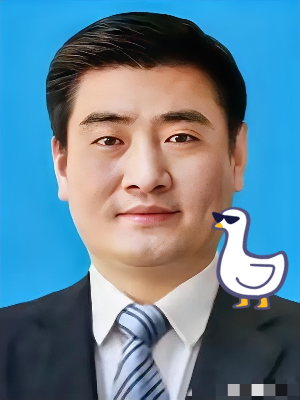 就在刚刚界面快讯传来消息，戴瑞被查，于是看了一下他的工作履历，1973年12月