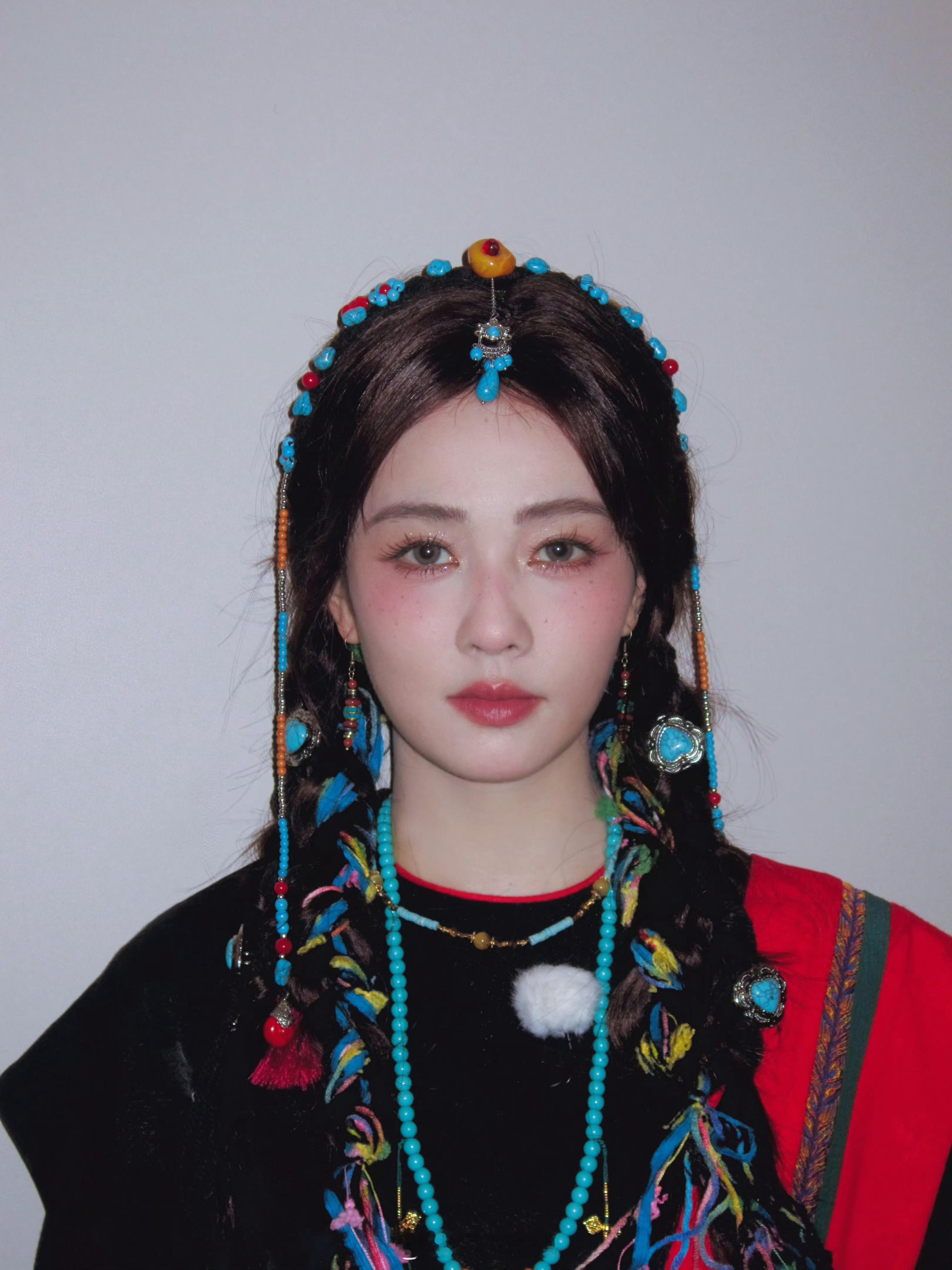 民族服饰不太适合白鹿